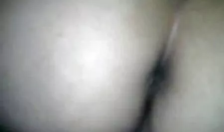 دو زوج کاملاً در رختخواب رابطه جنسی برقرار نمایش فیلم سوپرسکسی می کنند
