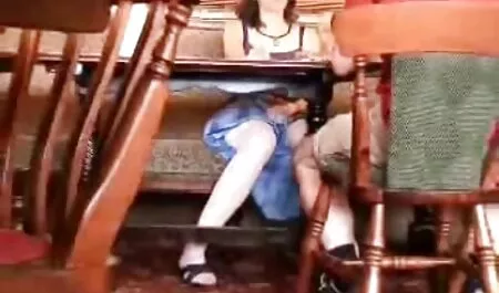 چشم بسته چشم کورکورانه آلی بریلسون و کلیک کوچک دانلود فیلم سکس با محارم او