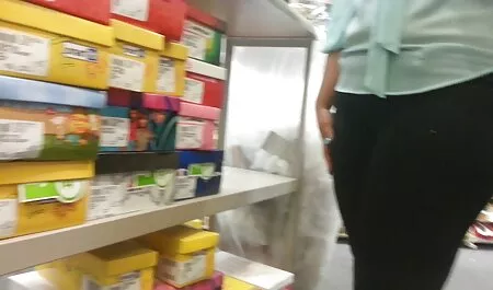 پزشک مقاربت لزبین را برای زنان توصیه کرد و شخصاً درمان را کنترل عکس سکس کارتونی با زیر نویس کرد