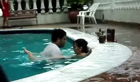 یک فعال متاهل Little سکس کسزیبا Caprice را منحصراً در مقعد خرد می کند